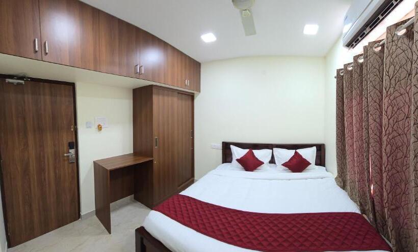 בית מלון כפרי Nj Residency