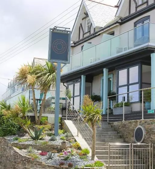 Hotelli Outlaw S Guest House