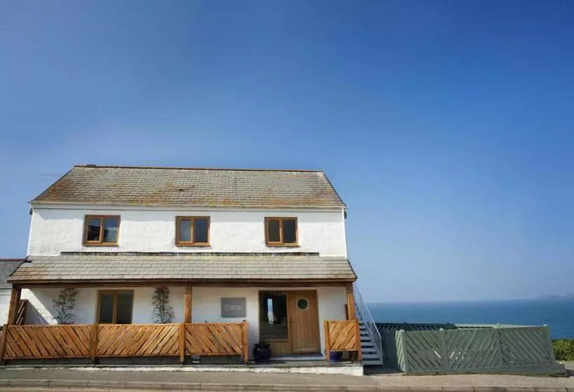 Hotelli Outlaw S Guest House