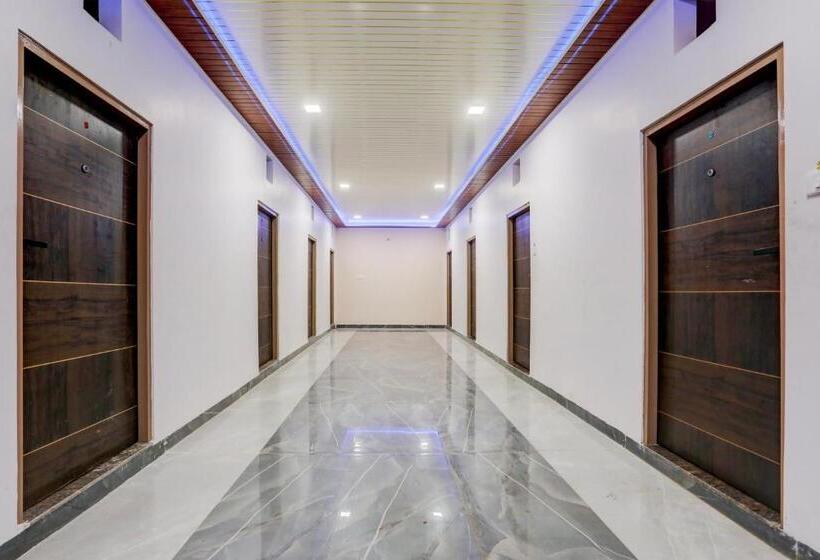 Oyo Hotel Thakur Ji And Dhaba