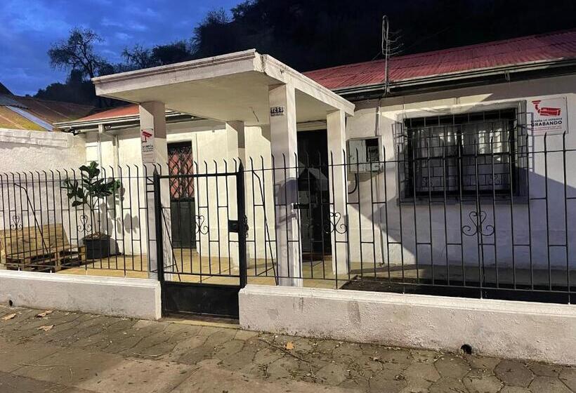 פנסיון Habitación Doble Económica