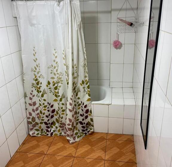 פנסיון Habitación Doble Económica