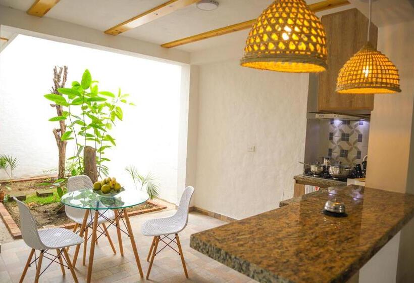 膳宿费 Casa Mompa