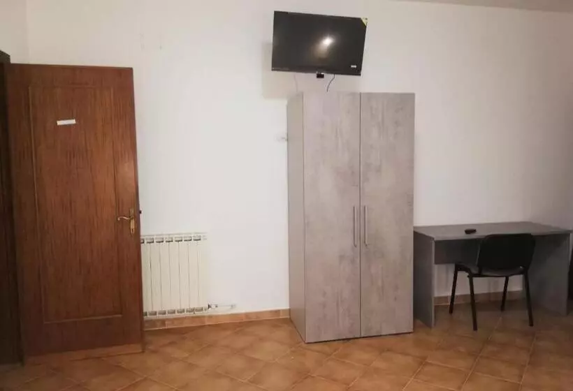 Majatalo Con Mario E Almerina