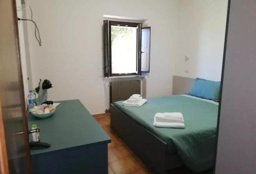 Majatalo Con Mario E Almerina