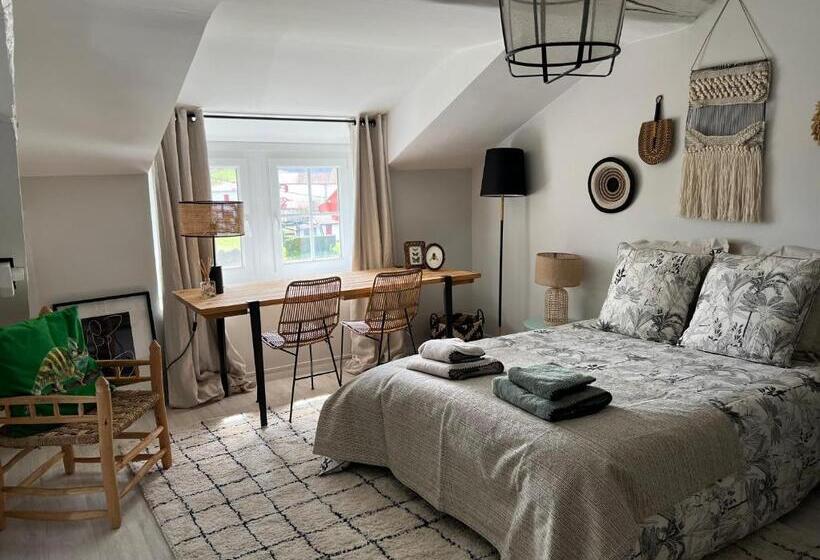 بنسيون Maison Biscaya , La Chambre 2e étage