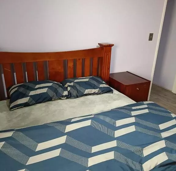 ペンション Ensuite Large Furnished Room