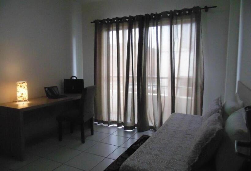 Petaluma Hotel Fomiga