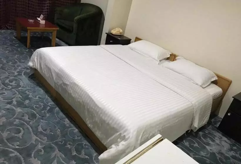 Al Aziziyah Hotel And Suites