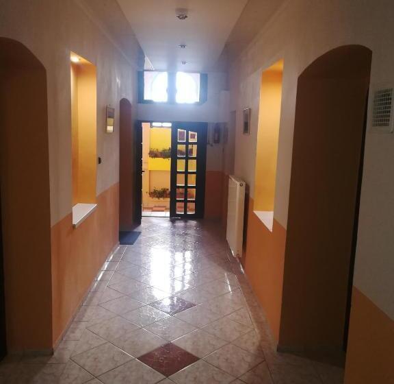 Общежитие Turistická Ubytovňa Pri Slovenskej Reštaurácii