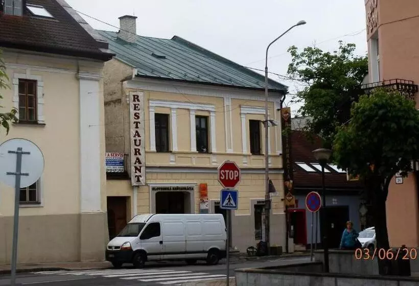 ユースホステル Turistická Ubytovňa Pri Slovenskej Reštaurácii