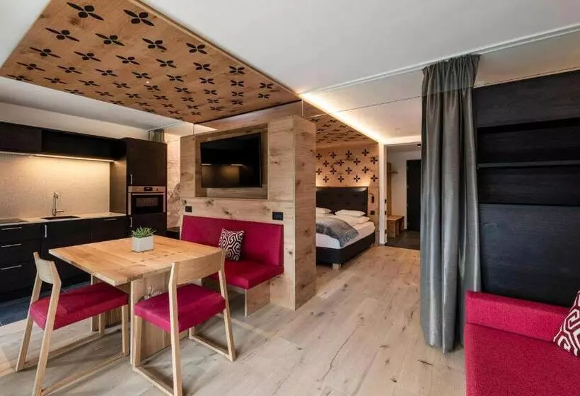 Apartments Aois 4 Elements Suits