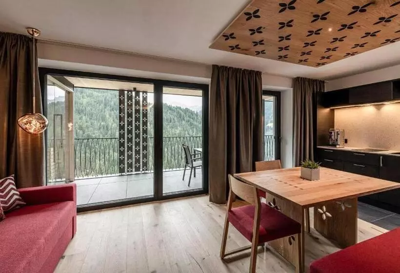 Apartments Aois 4 Elements Suits