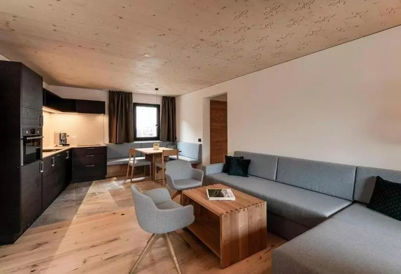 Apartments Aois 4 Elements Suits