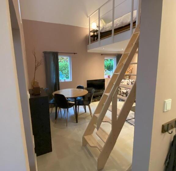 B&b In De Aap Gelogeerd