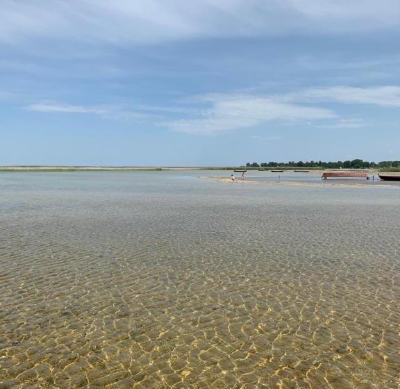 مبيت وإفطار комфортабельный коттедж