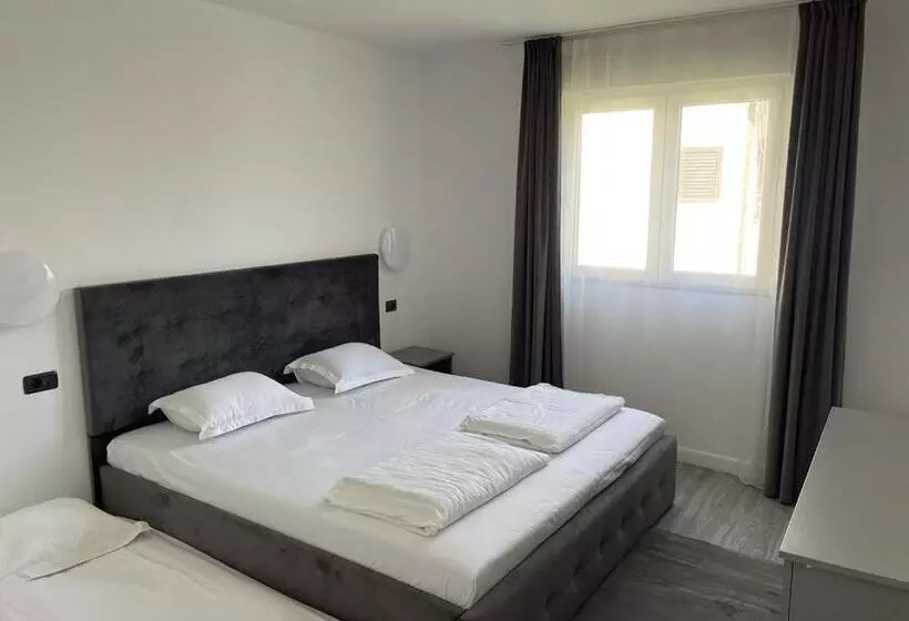 ベッドアンドブレックファースト Casa De Vacanță Topaz