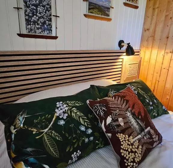 ベッドアンドブレックファースト Chalet Perle Des Hauts
