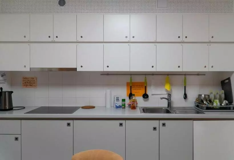 Dijaški Dom Bežigrad Ljubljana Hostel