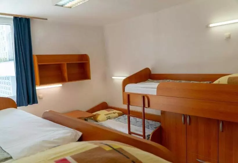 Dijaški Dom Bežigrad Ljubljana Hostel