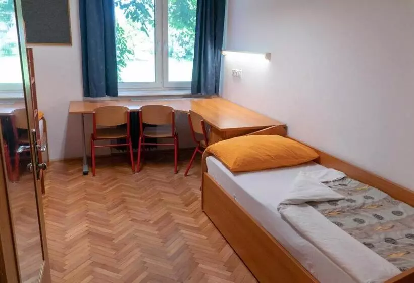 Dijaški Dom Bežigrad Ljubljana Hostel