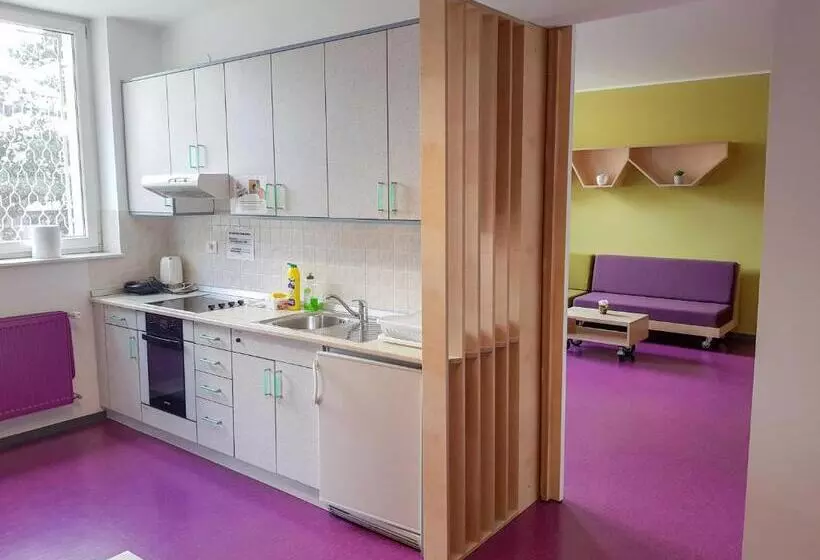 Dijaški Dom Bežigrad Ljubljana Hostel