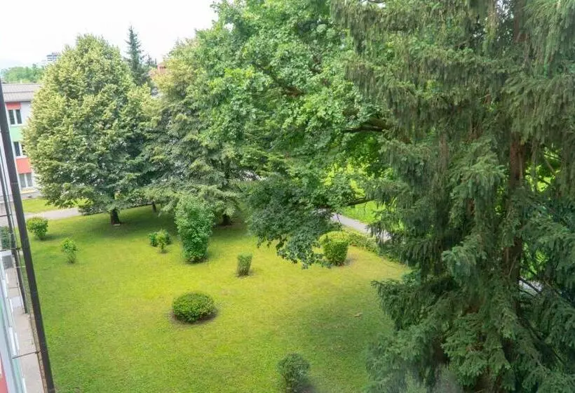 Dijaški Dom Bežigrad Ljubljana Hostel