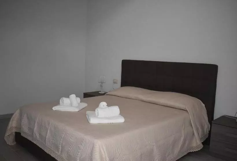 هتل Agriturismo Il Ranch
