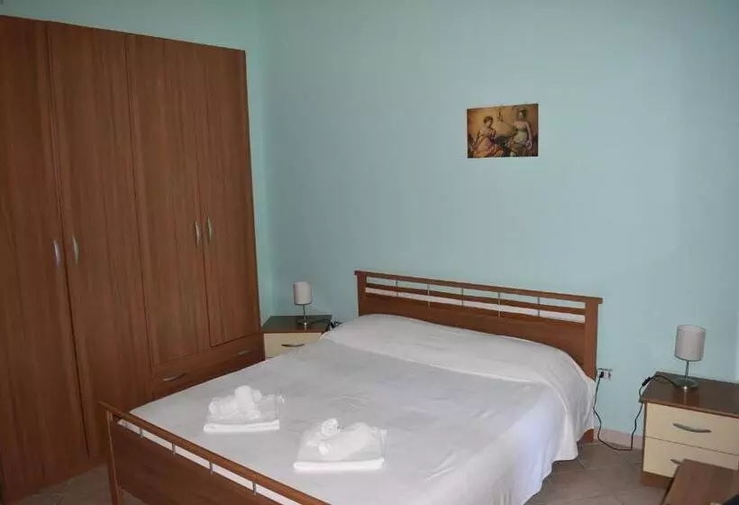 هتل Agriturismo Il Ranch
