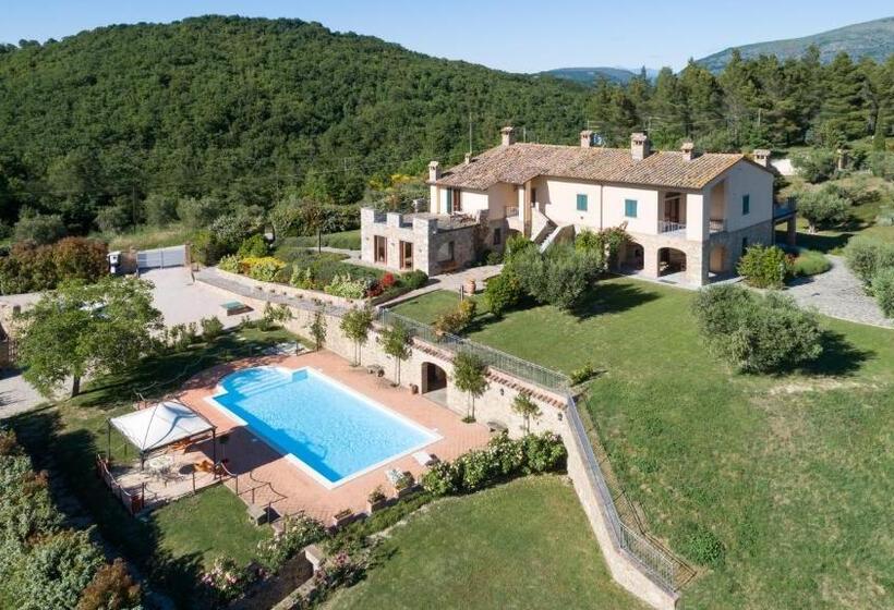 בית מלון כפרי Agriturismo Villa La Maesta