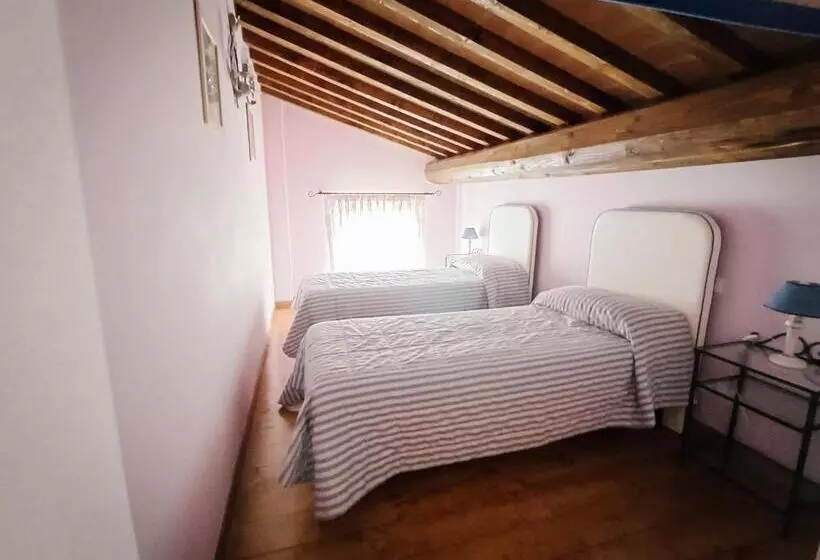 ホテル Agriturismo Villa La Maesta