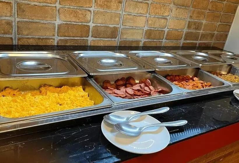 Hotelli Amazon Palace