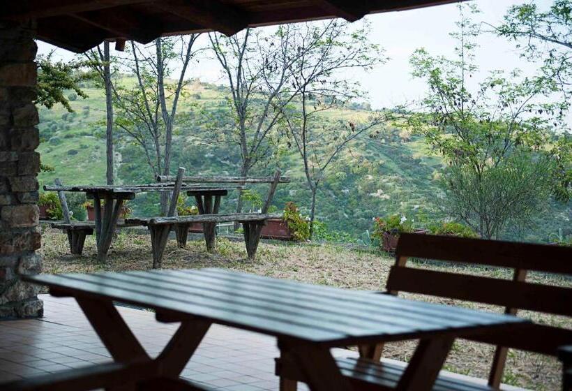 בית מלון כפרי Grassetti