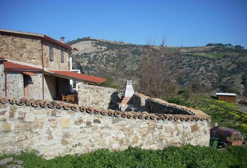 בית מלון כפרי Grassetti