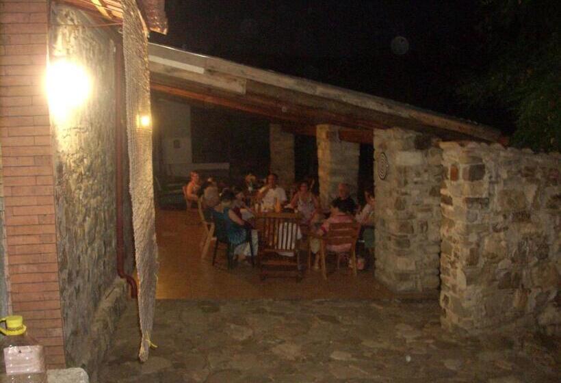 בית מלון כפרי Grassetti