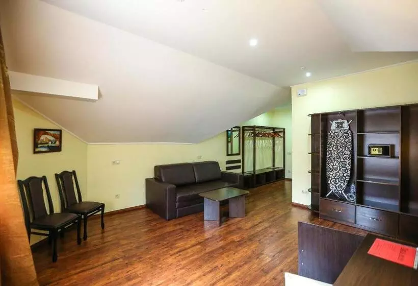 Hotel Home