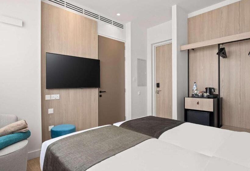 هتل Mercure Larnaca City