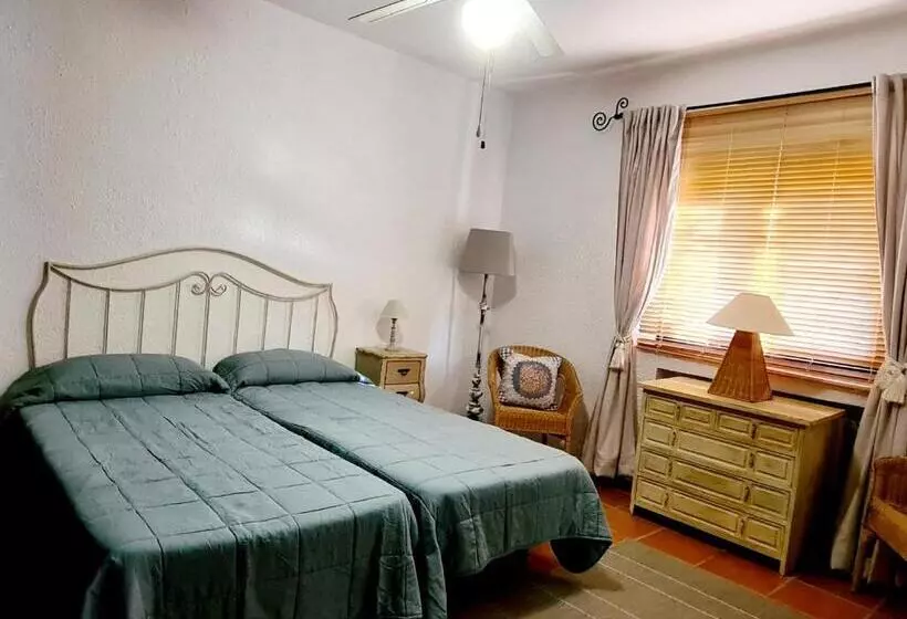هتل Ref 10 Villa Dos Aquas
