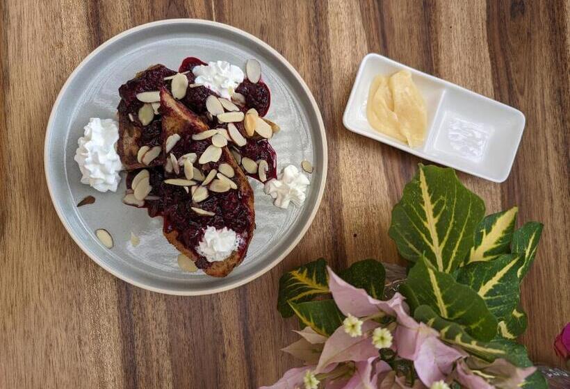 هتل Waves & Wifi   Popoyo