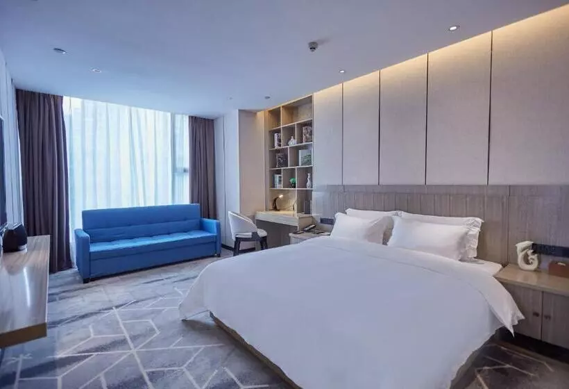 Paco Hotel Guangzhou Baiyun Airport Liantang Metro