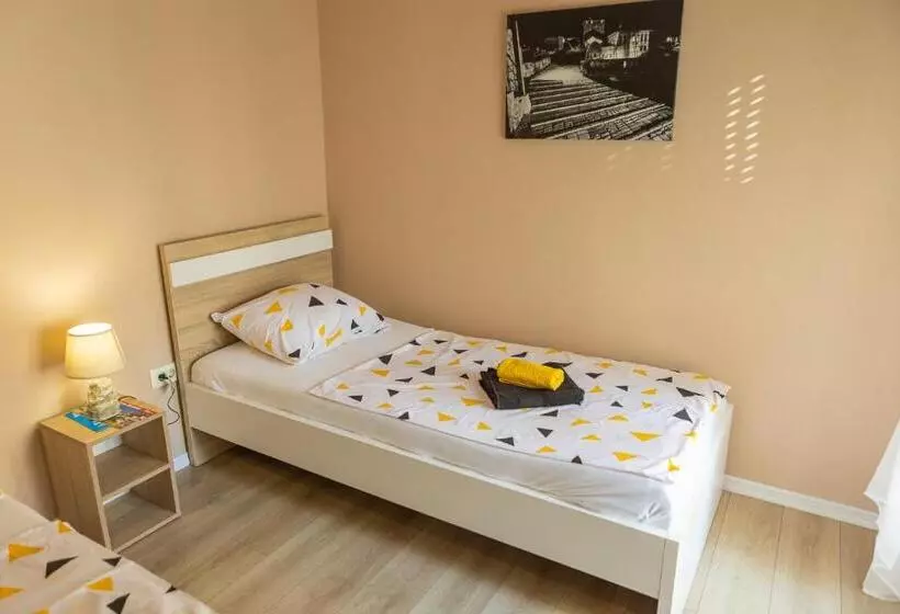پانسیون Kaldrma Guesthouse