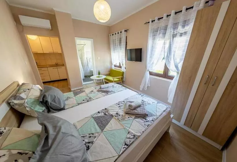 پانسیون Kaldrma Guesthouse