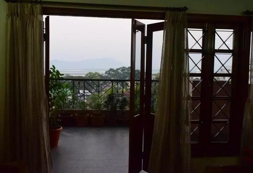 ペンション River Breeze Home A Comfort Stay