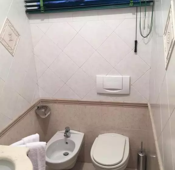 ペンション Rooms Villa Bergamo Airport