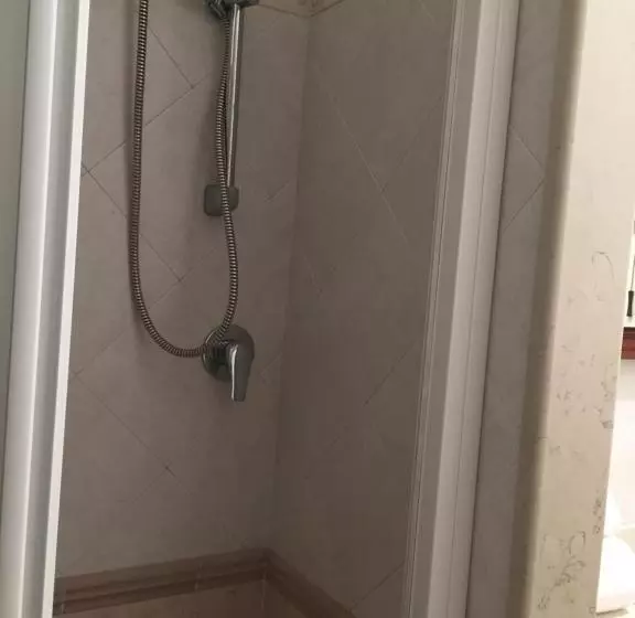 ペンション Rooms Villa Bergamo Airport