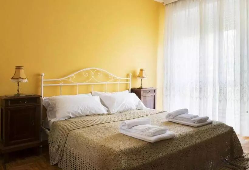 ペンション Rooms Villa Bergamo Airport