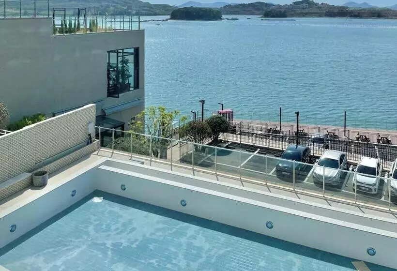 ペンション Yeosu Solstay Hostel