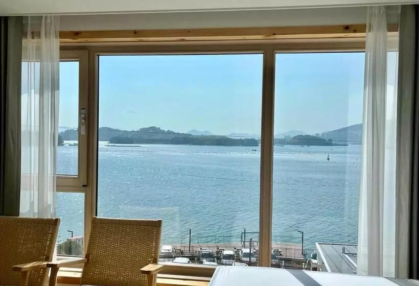 ペンション Yeosu Solstay Hostel