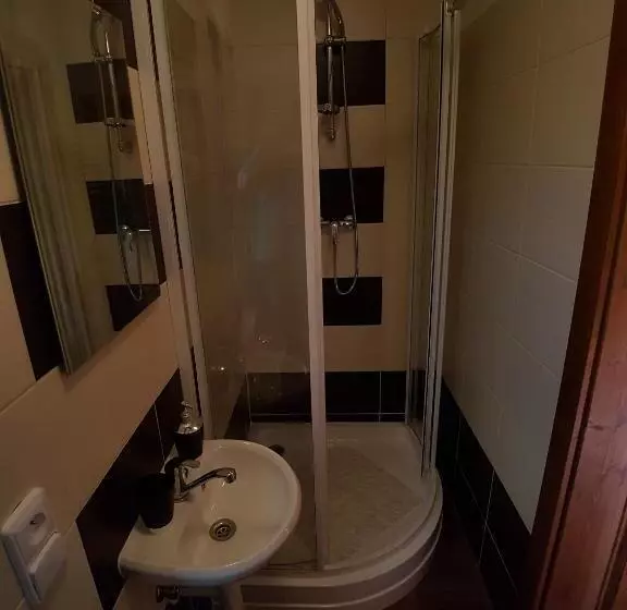 Pensiony A Ubytování V Kempu Indiana