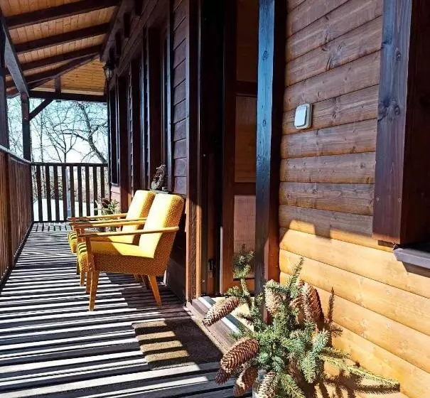 Pensiony A Ubytování V Kempu Indiana